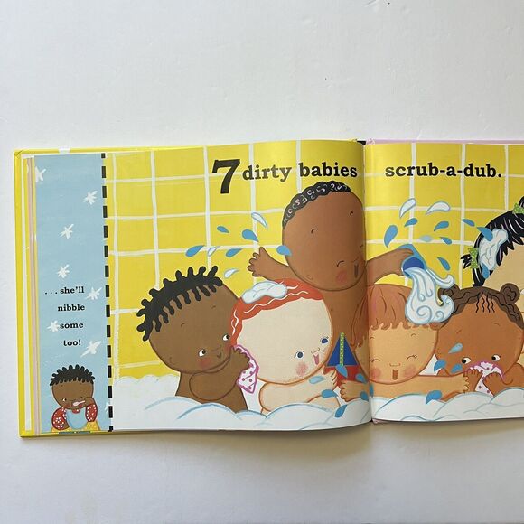 Set Of 2 Childrens Story Books Hardcover Ten Tiny Babies and Huggly Takes a Bath - Picture 4 of 10